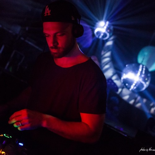 download → Florian Kruse - live at Docks (Hamburg) - 29-Apr-2017 download → Florian Kruse - live at Docks (Hamburg) - 29-Apr-2017