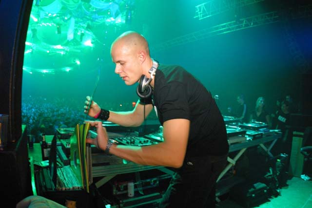 Adam Beyer - Live @ Grodan Cocktail Club -Stockholm - 03 ...